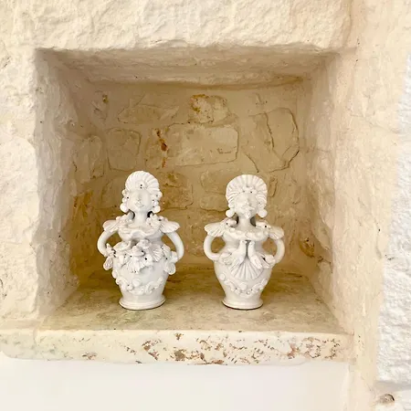 Trullo Danie Мартина-Франка